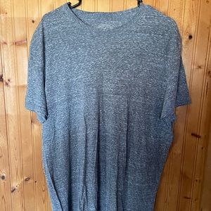 Men’s American eagle grey tshirt size L